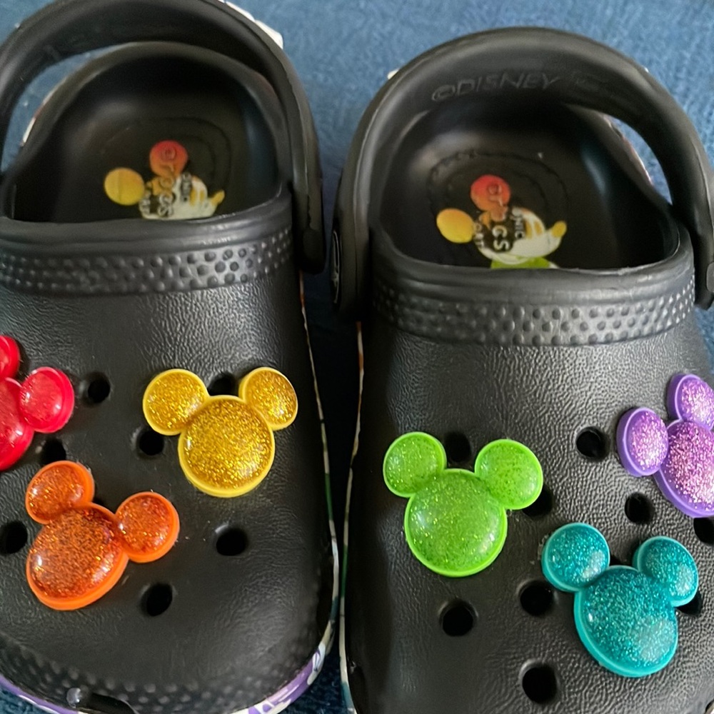 Mickey Mouse Toddler crocs size 5